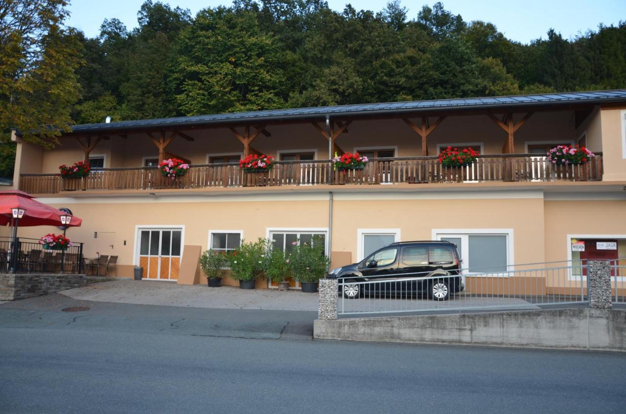 Gasthof Jauk-Hartner Sankt Johann im Saggautal Exterior photo